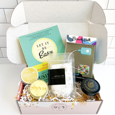 Unboxing My Best 9 to 5 Life's July 2022 Subscription Box